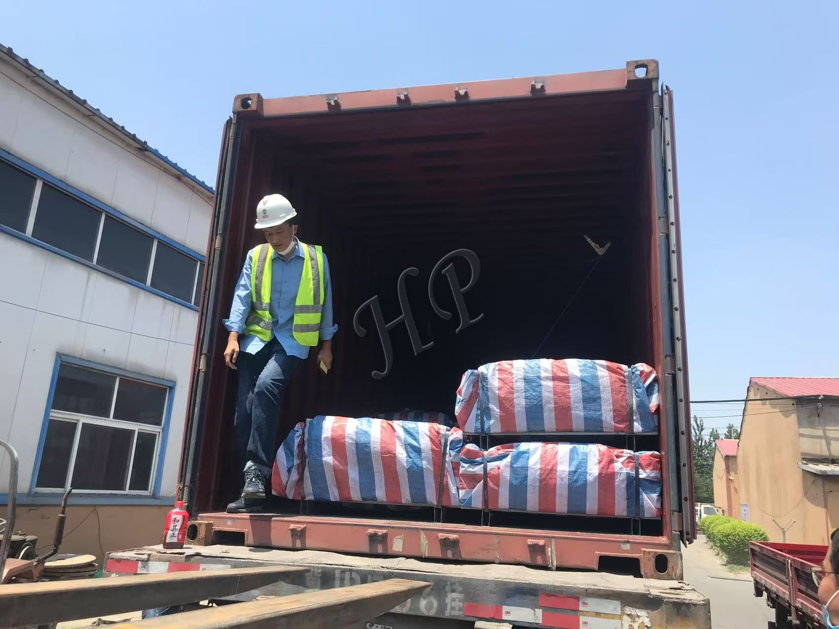 三峰防风抑尘网