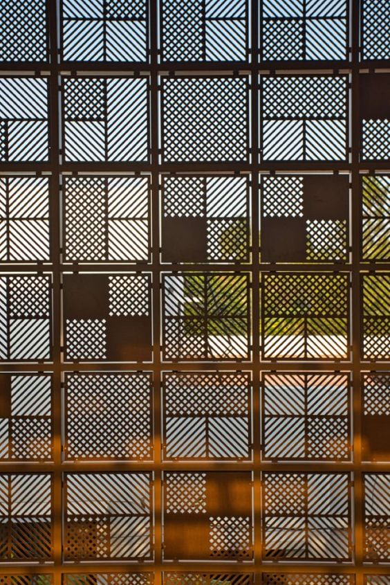 吊顶铝拉网厂家_拉伸网吊顶_金属网格吊顶